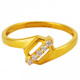 Beautiful Oval Design Elegant Gold Ring