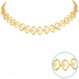 Elegant Floral Link Gold Necklace
