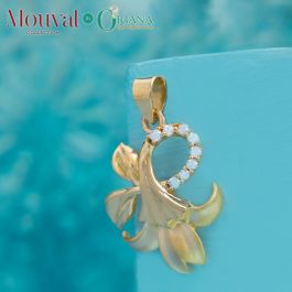 Fascinating Mouval Collection Gold Pendant