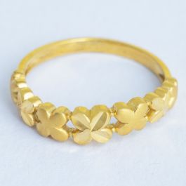 Pretty Multi Floral Gold Rings