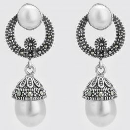 Marvelous Dancing Pearl Silver Earrings