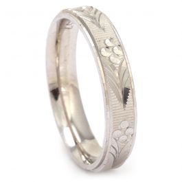Mesmerizing and Leaf Design Engraving Silver Ring
