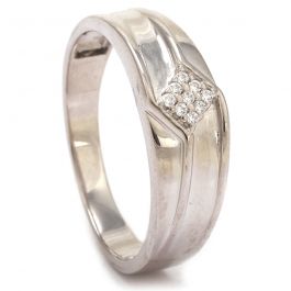 Sparkling Stoned Broad Design Silver Ring