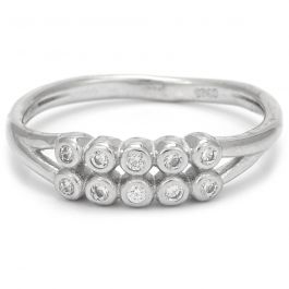Sparkling 10 Stone Design Silver Ring