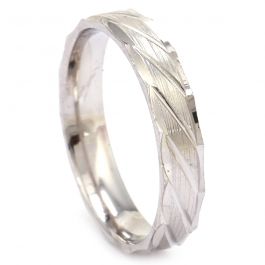 Attractive Design with Side Line Engraving Silver Ring