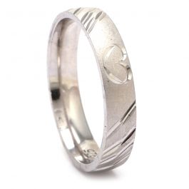 Alluring Heartine Cut  with Sleek lines Silver Ring