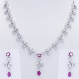 Stunning Dancing Drop Floral And Leaf Silver Necklace Set
