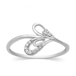 Lovely Heartine Design Diamond Ring